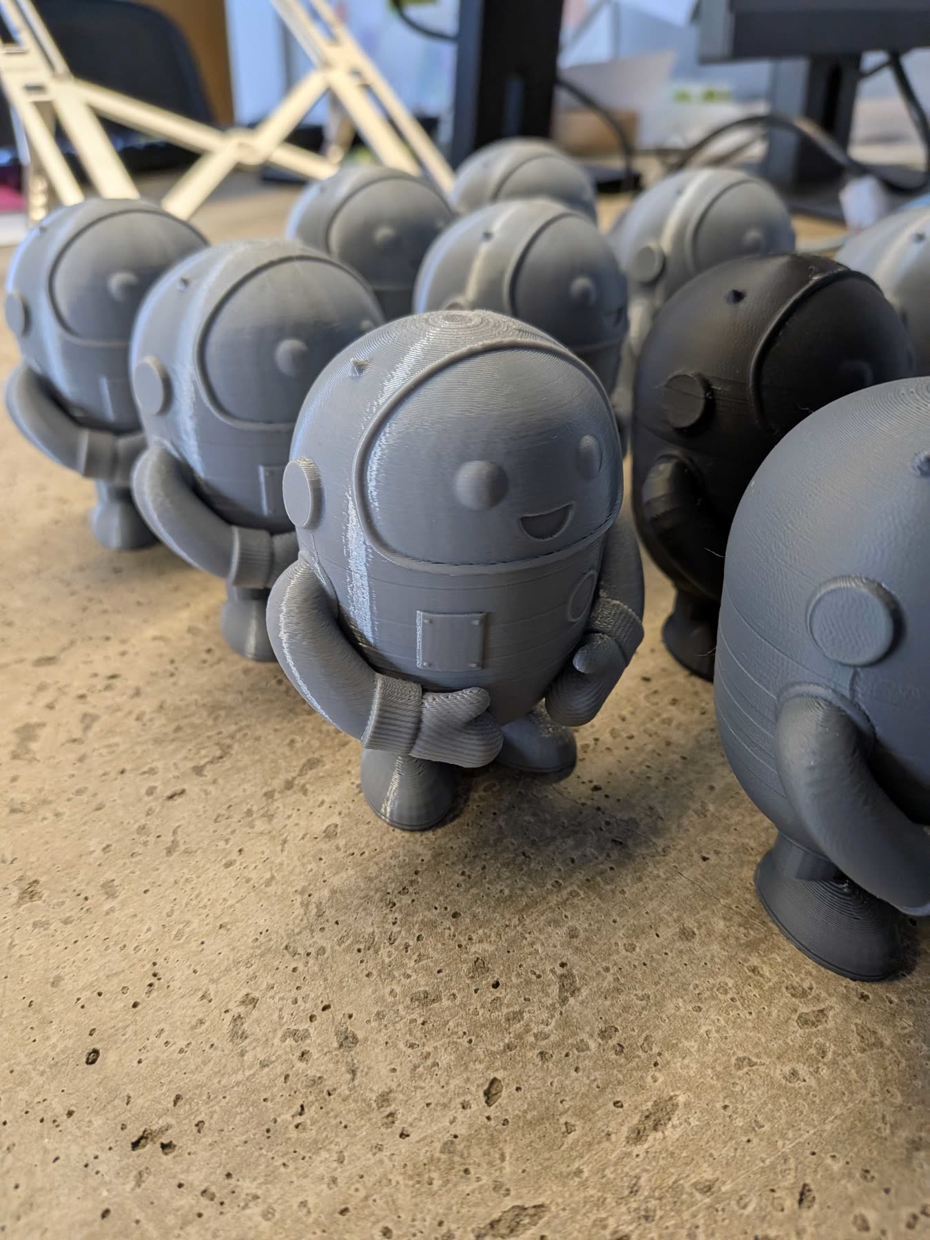 Unpainted 3D-printed travellers