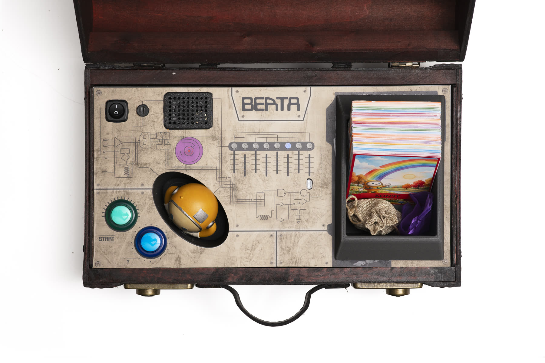 The open suitcase with its control panel
